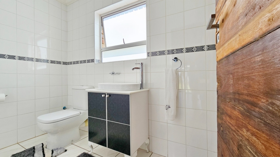 3 Bedroom Property for Sale in Oranjeville Free State